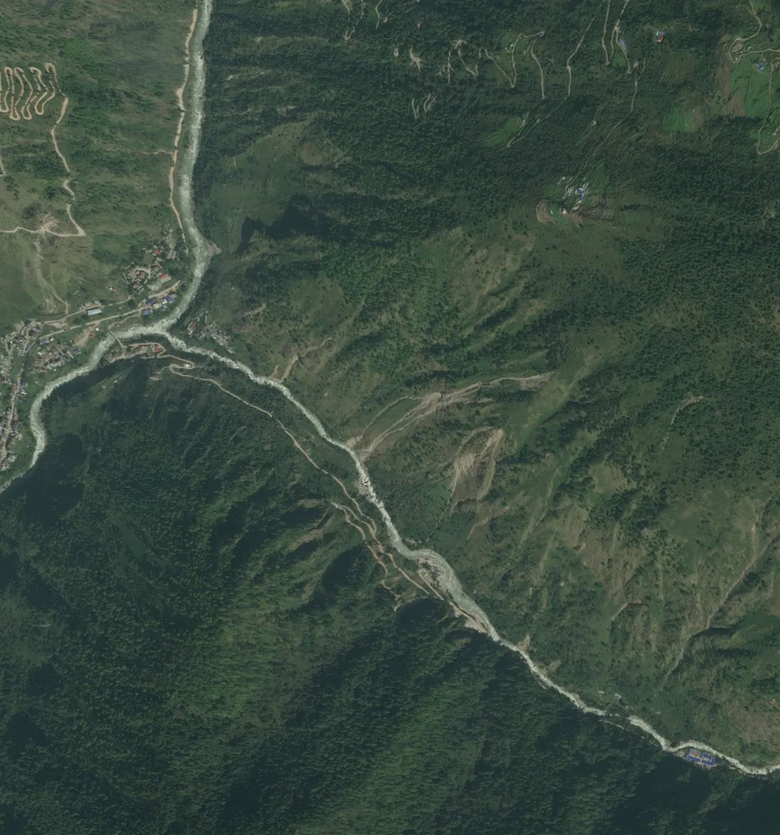 Syabrubesi before the flood, satellite image from 2021