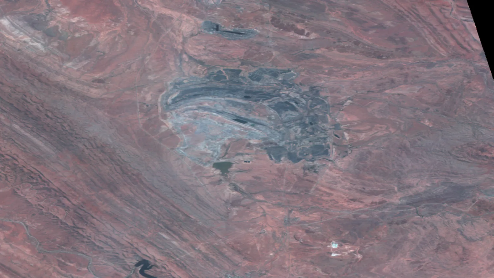 Hyperspectral satellite imagery of the Leigh Creek coalfield and folded strata of the northern Flinders Ranges, South Australia, from a 5.3 m Wyvern Dragonette-001 scene captured 15 March 2025 (Wyvern Open Data, CC BY 4.0)